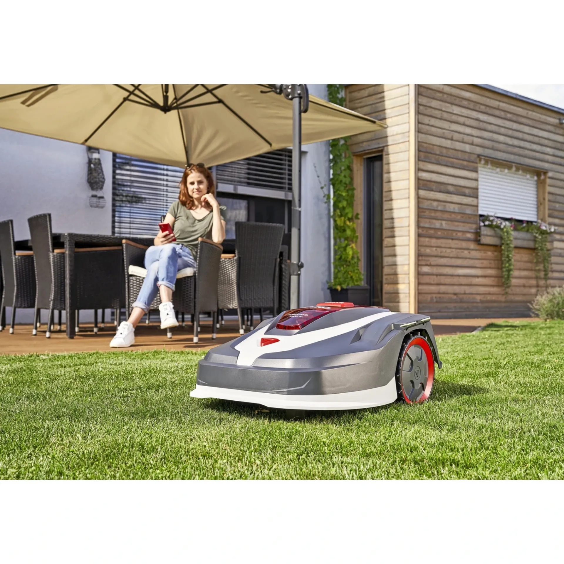 AL-KO Robotplæneklippere > ROBOLINHO 1300 W ROBOTPLÆNEKLIPPER OP TIL 1300 M2
