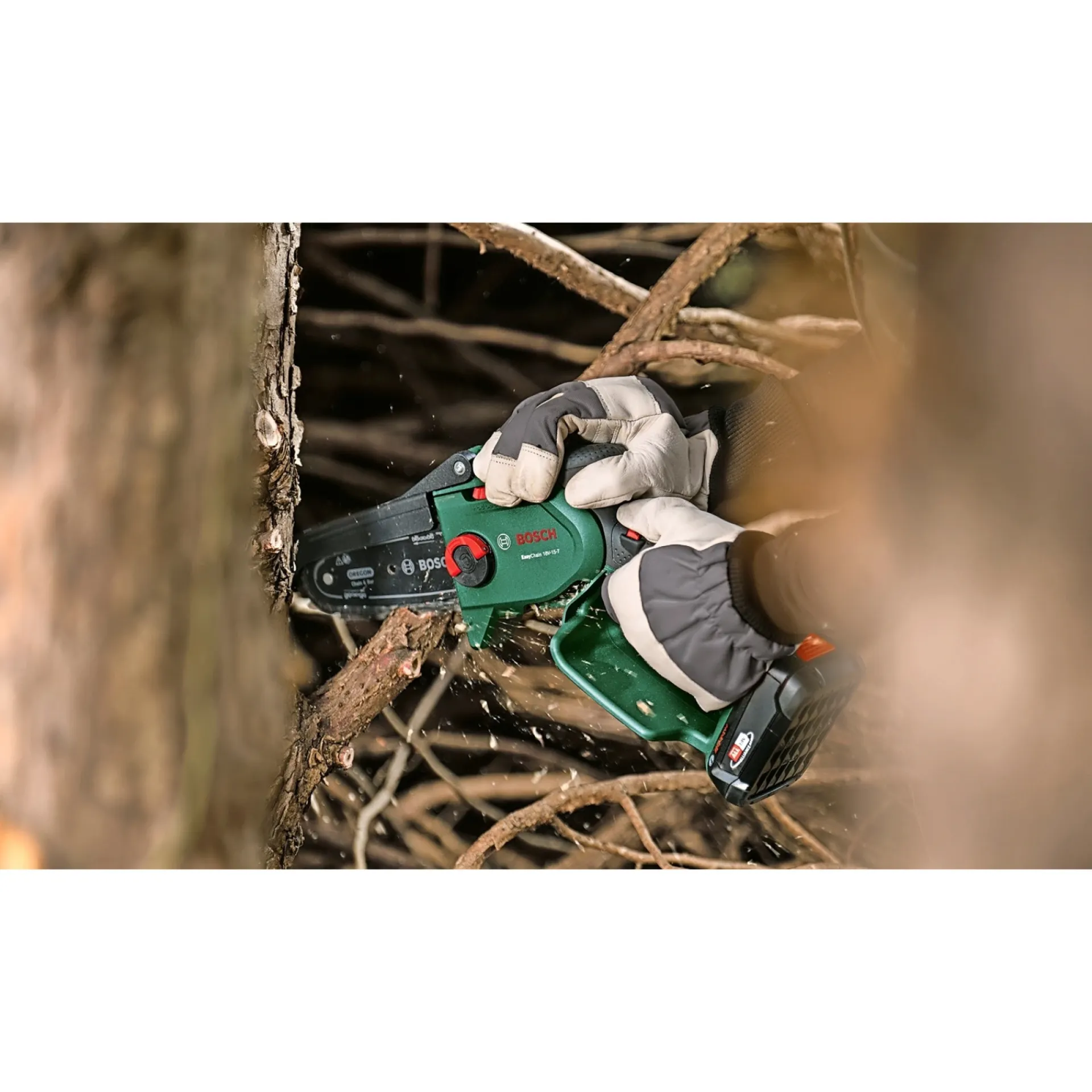 Bosch Motorsave > EASY KÆDESAV AKKU 15 CM UDEN BATTERI OG LADER