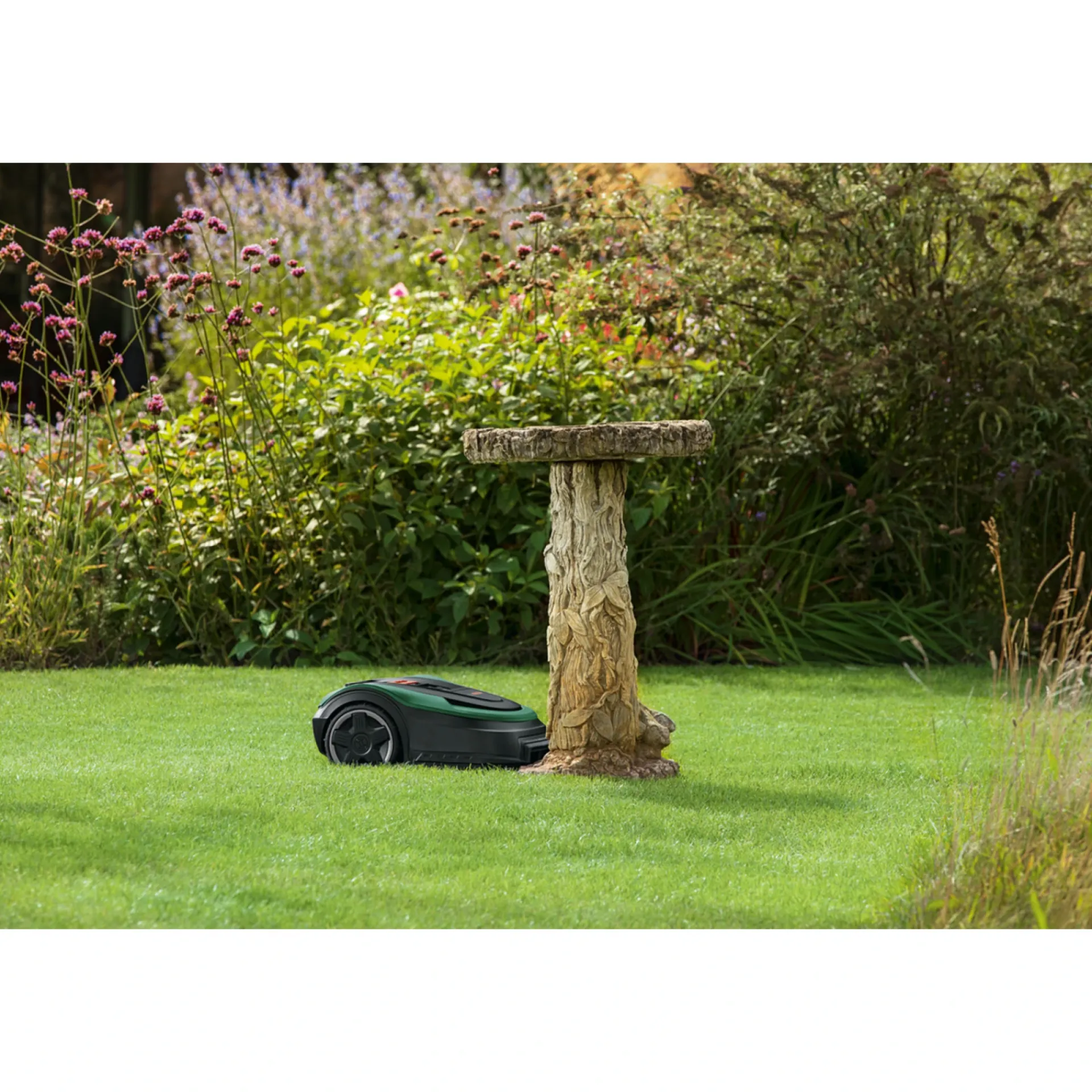Bosch Robotplæneklippere > INDEGO INDEGO M+ 700 ROBOTPLÆNEKLIPPER 700 M2