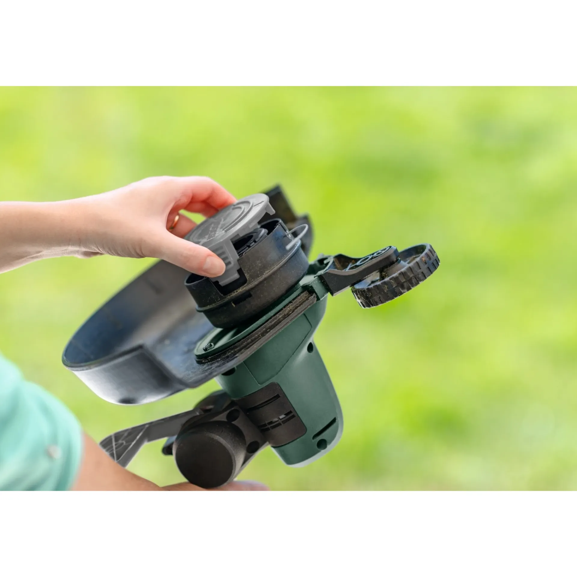 Bosch Tilbehør Havemaskiner > UNIVERSAL SPOLE MED TRIMMETRÅD 6 M (1,6 MM) TRÅDSPOLE
