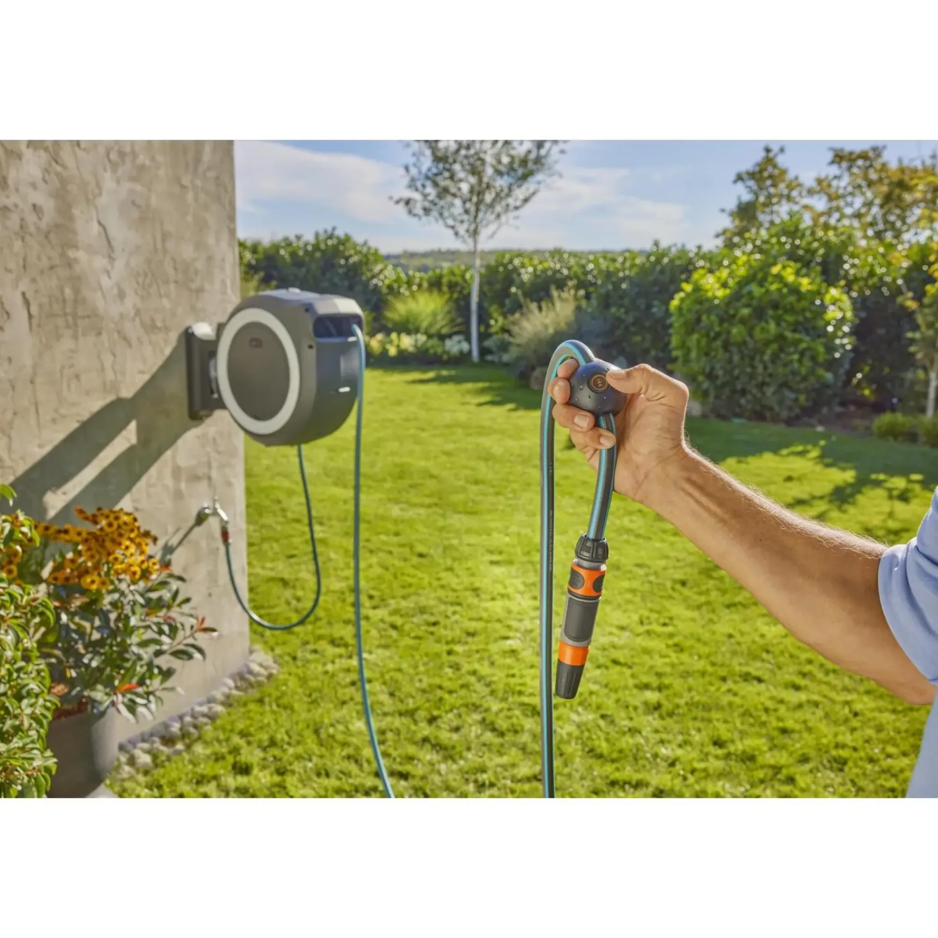 Gardena Vandingsartikler > POWERROLL XXL BATTERIDREVET VÆGSLANGEBOKS 40 M