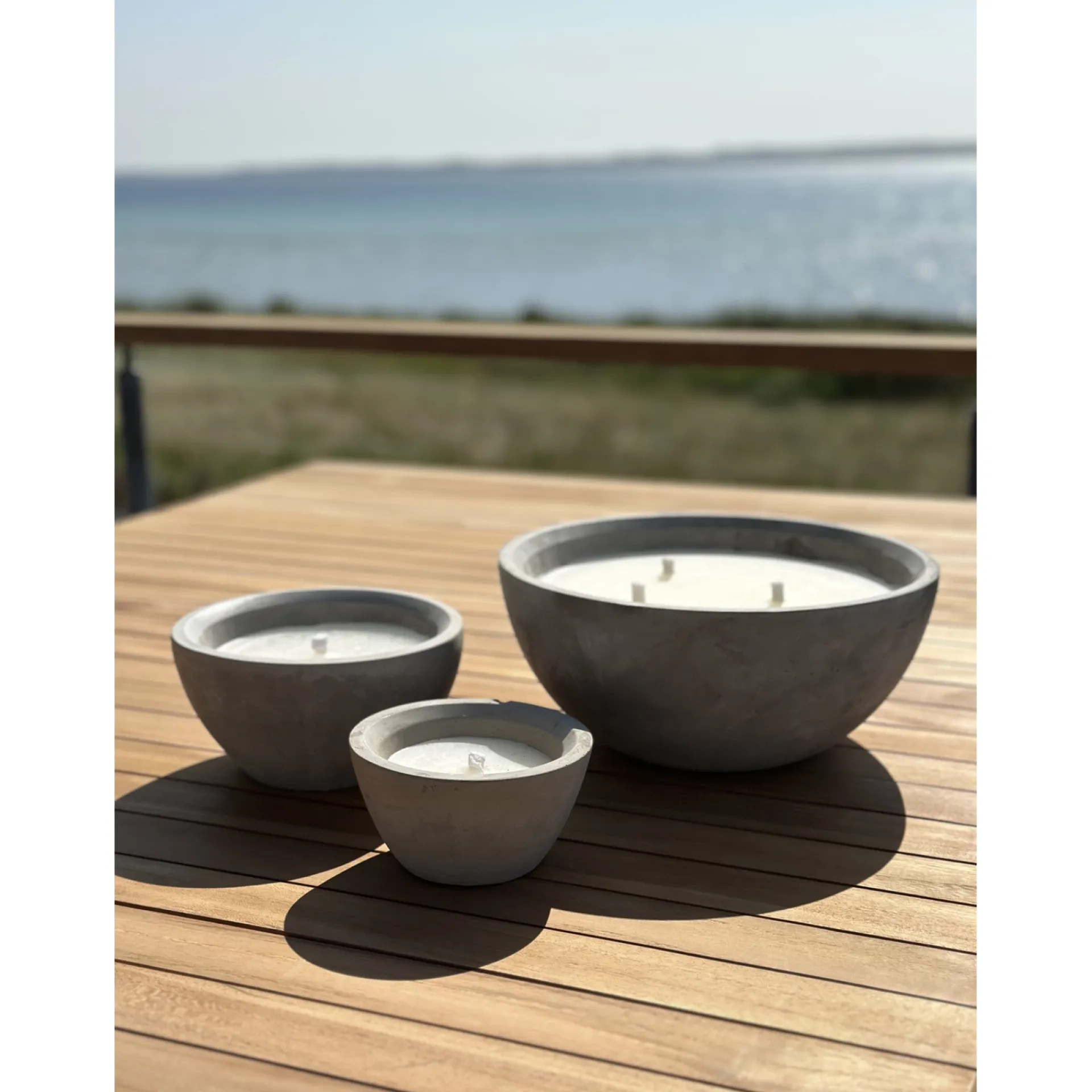 Garden Life Haveindretning > UDENDØRS STEARINLYS BETON GRÅ Ø12,8XH 8,2 CM