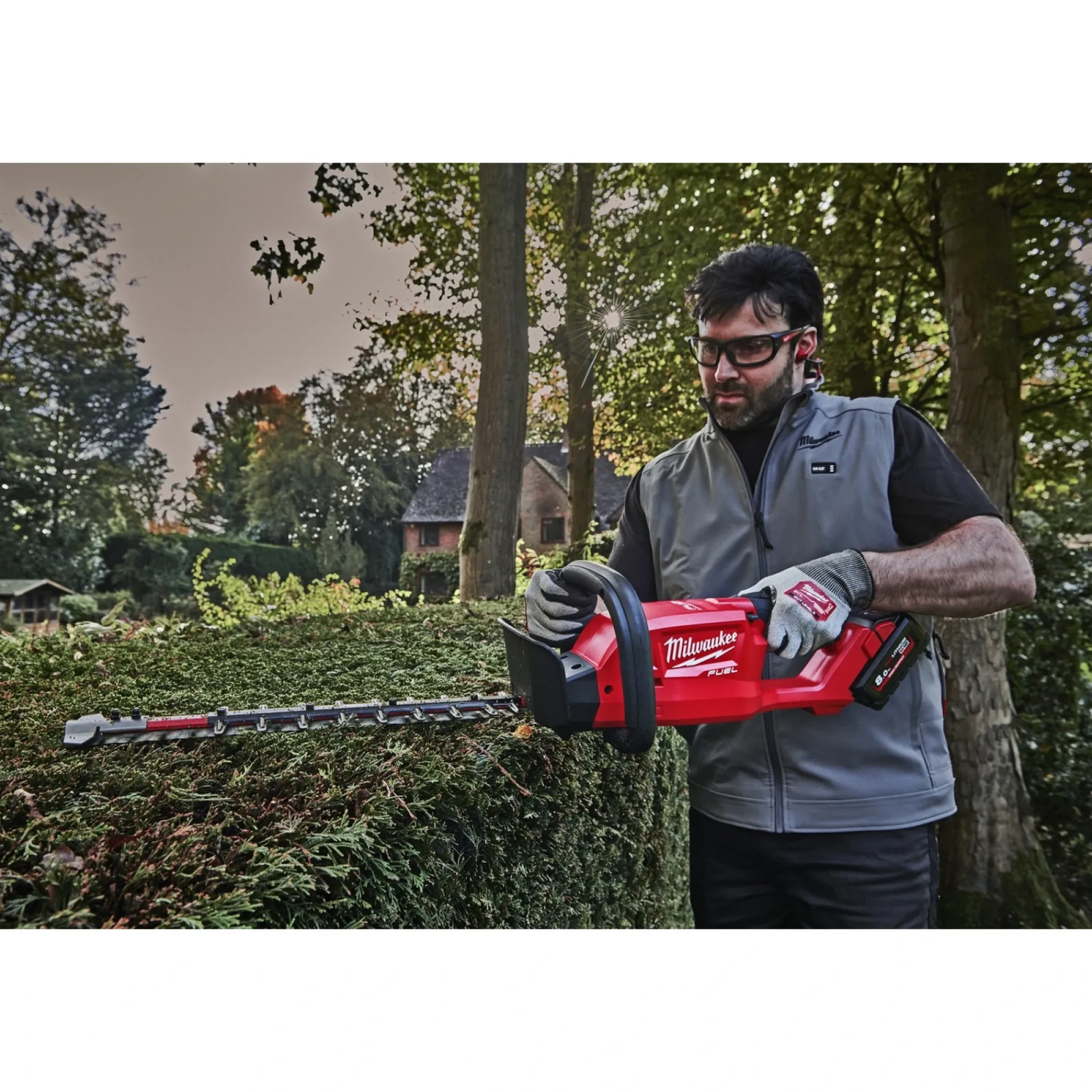 MILWAUKEE Hækkeklippere > M18 FHET60-0 HÆKKEKLIPPER 60 CM UDEN BATTERI OG LADER