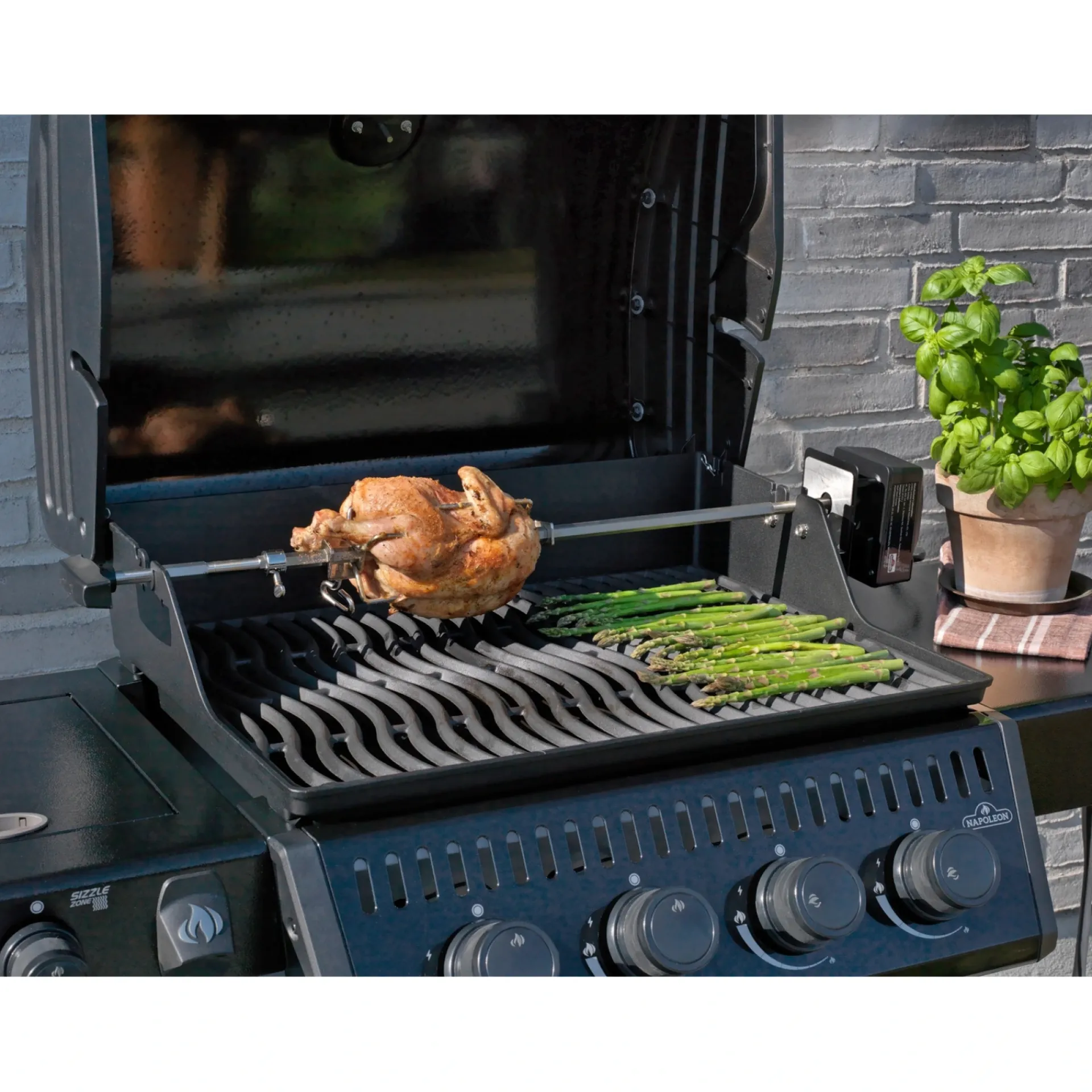 Napoleon Gasgrill > LEGEND 425 M./SIZZLE ZONE GASGRILL SORT
