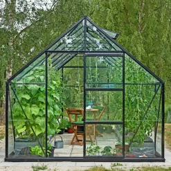 Outrium Drivhuse > DRIVHUS INKL. SOKKEL 3 MM DELT GLAS SORT 9,9 M2