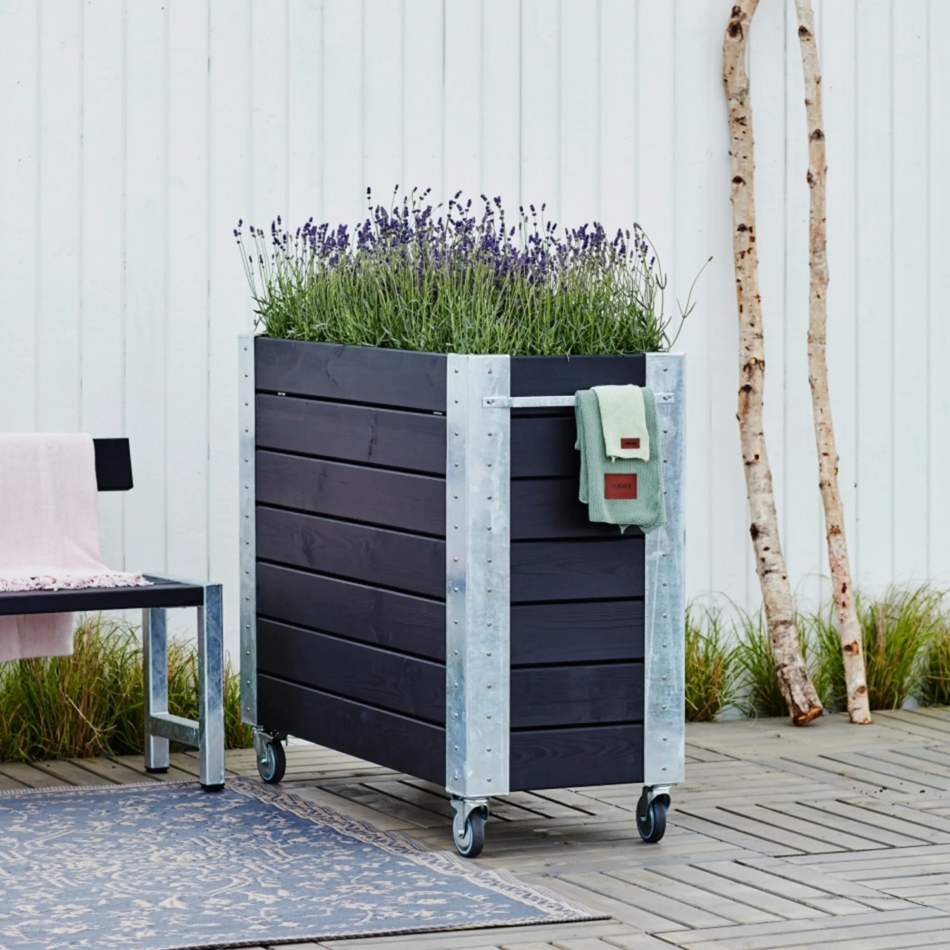 Plus Højbede & Plantekasser > CUBIC BLOMSTERKASSE SORT 50 X 90 X 120 CM