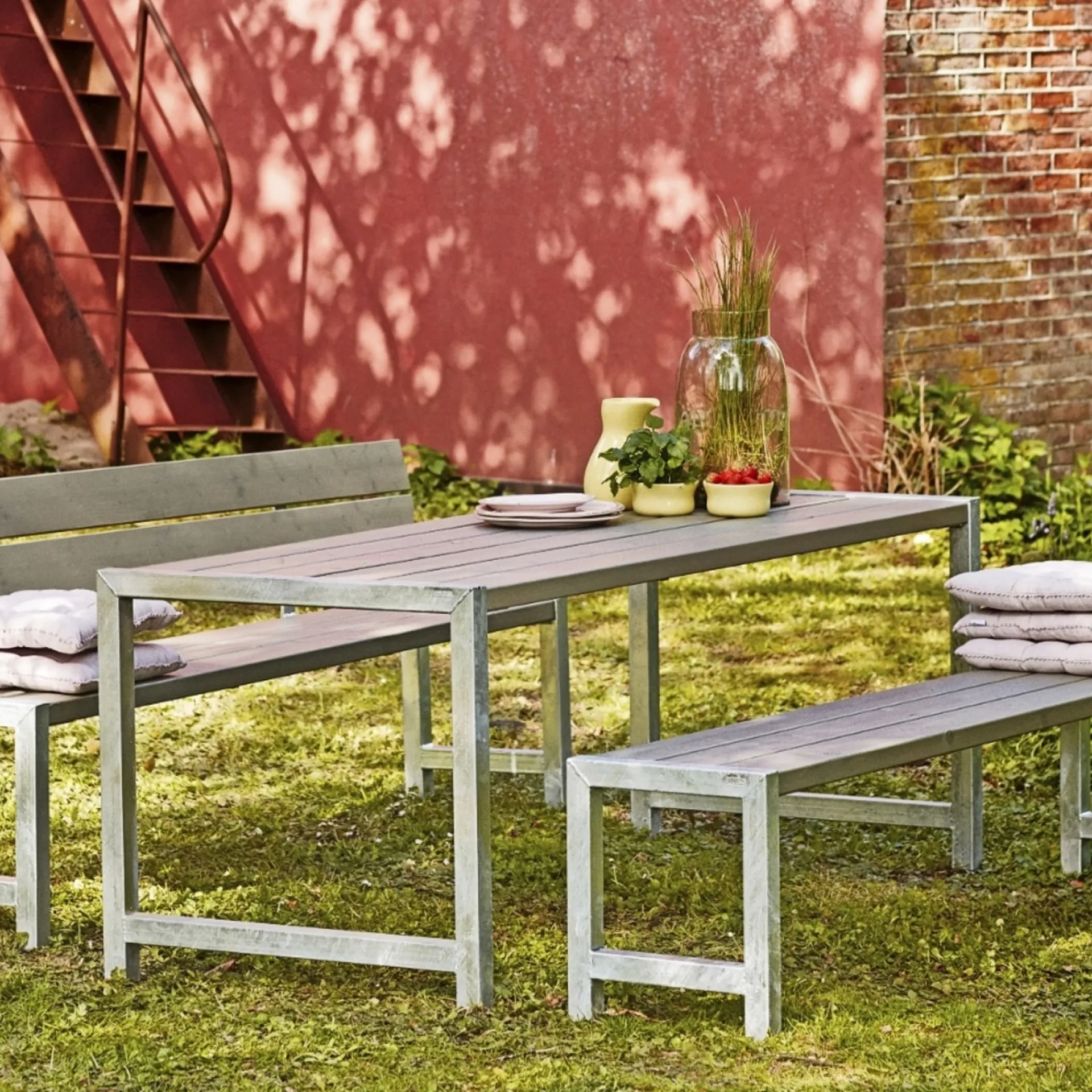 Plus Havebænke > PLANKEBÆNK GRÅBRUN 176 CM