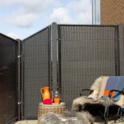 Plus Hegn Nemt Vedligehold > TREND SKRÅELEMENT KUNSTOFHEGN POLYRATTAN 55 X 140 CM