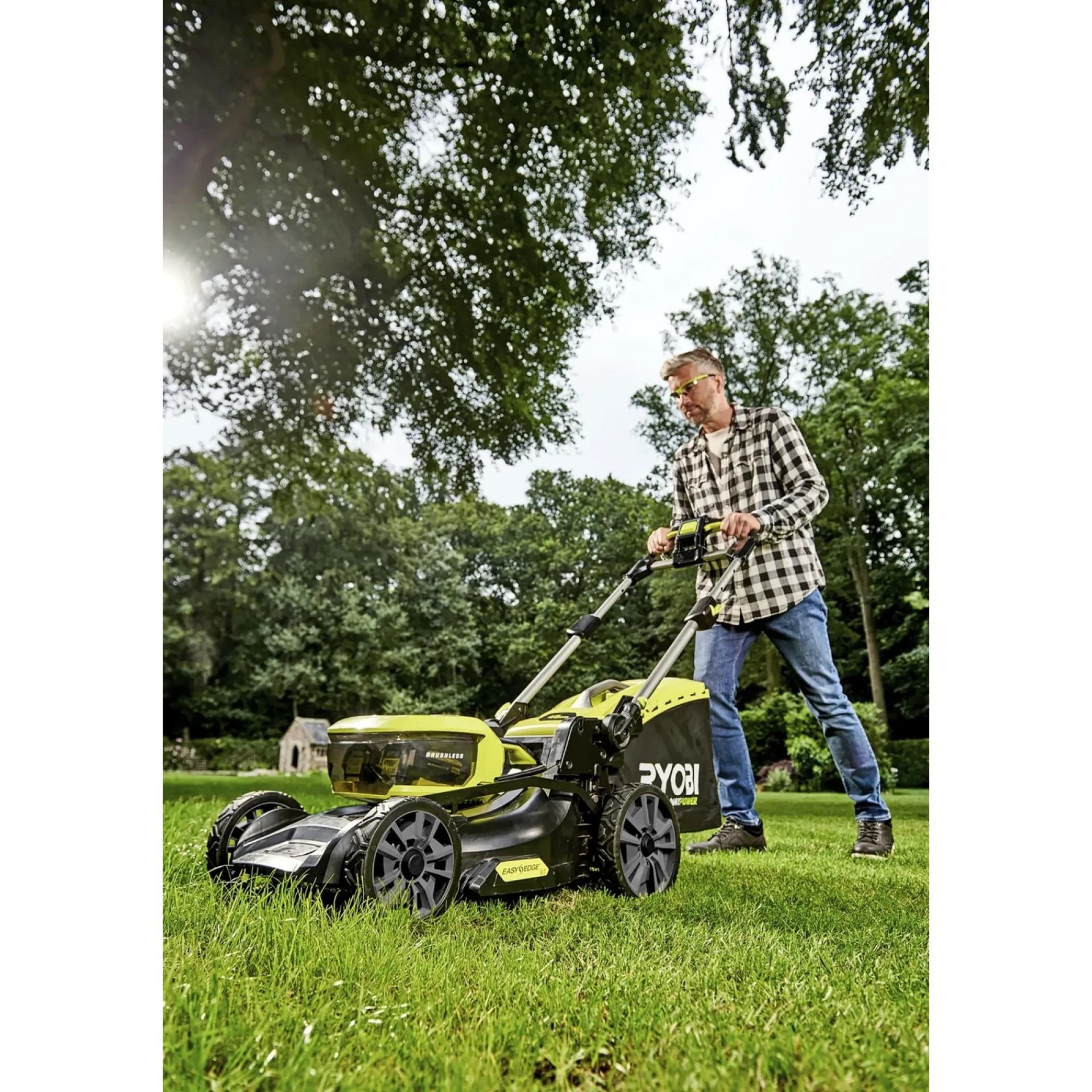 Ryobi Plæneklippere > MAX POWER RY36LMX46A-240 PLÆNEKLIPPER AKKU 36V MED BATTERI OG LADER