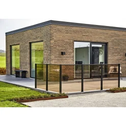 Skagen Systemhegn > SYSTEMHEGN HEGNSMODUL RØGFARVET GLAS 86.80 X 92 X 0.60 X 0.60 CM