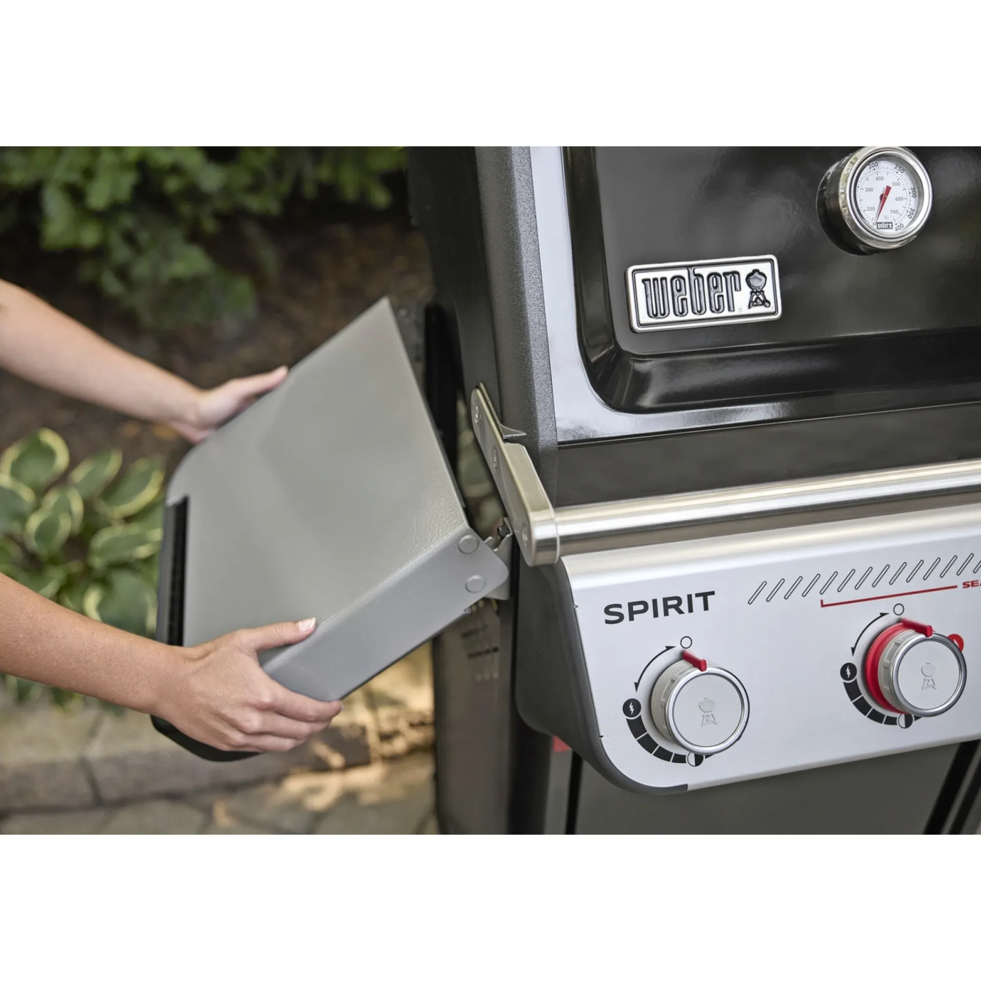 Weber Gasgrill > SPIRIT E-325 GASGRILL SORT